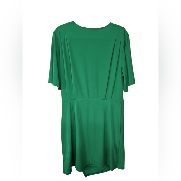 Women's Short Sleeve Dress - Future Collective Green Size Large - Picture 2 of 2